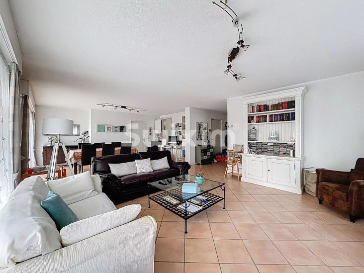 Verkauf Appartement Ferney-Voltaire 4&nbsp;Zimmer 131.76&nbsp;m²