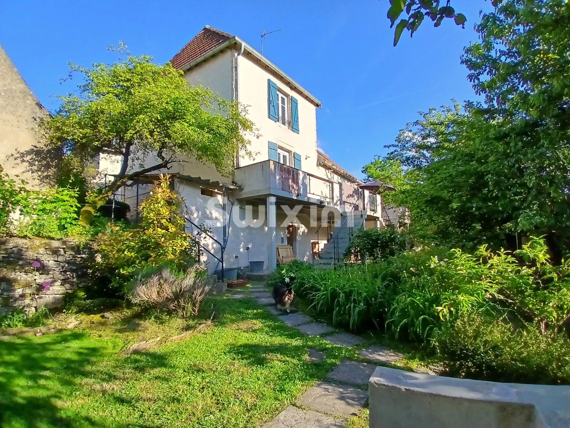 casa 6 Camere in vendita su Rochefort-sur-Nenon (39700)