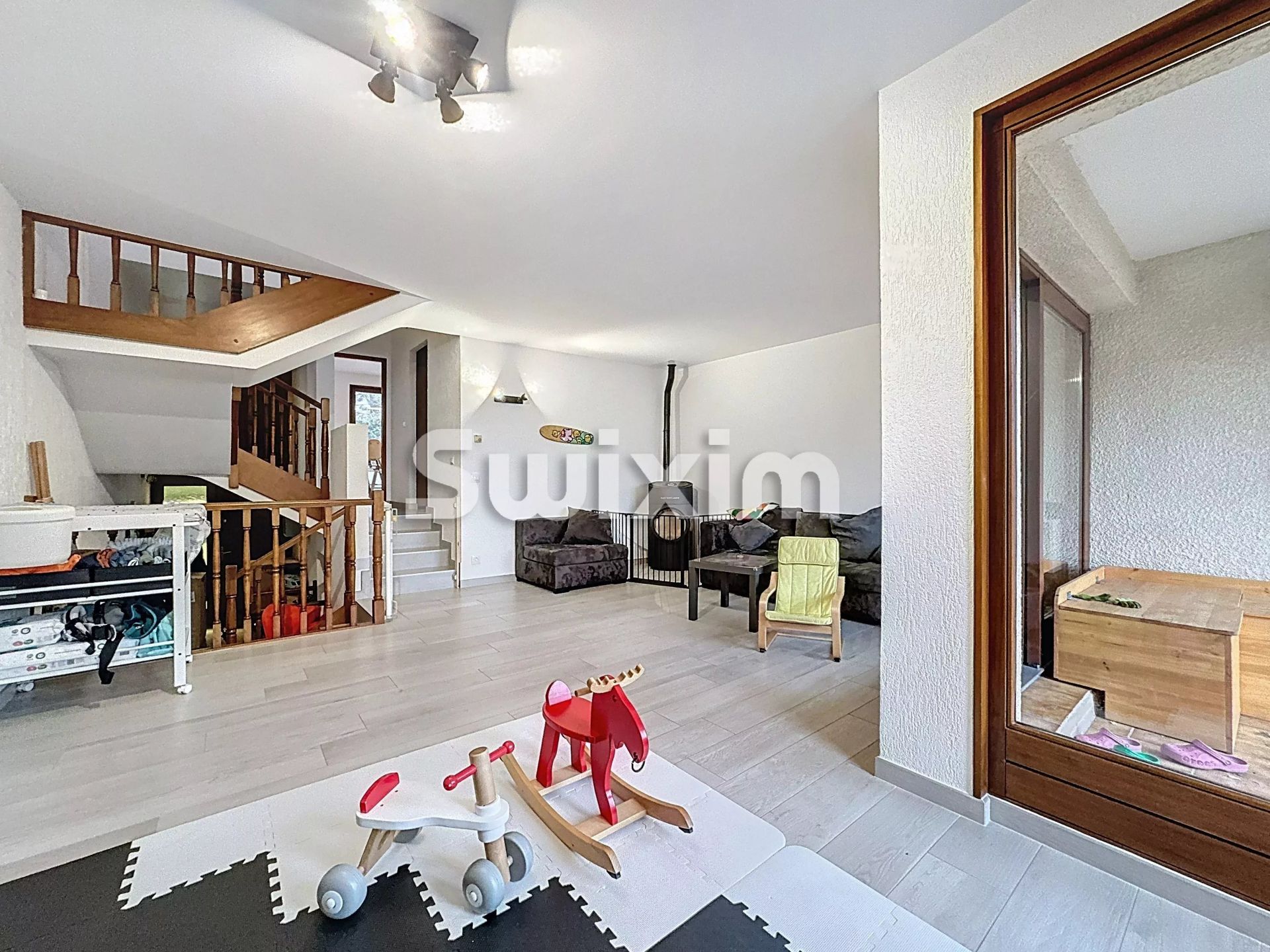 haus 4 Zimmer zum verkauf auf Prévessin-Moëns (01280)