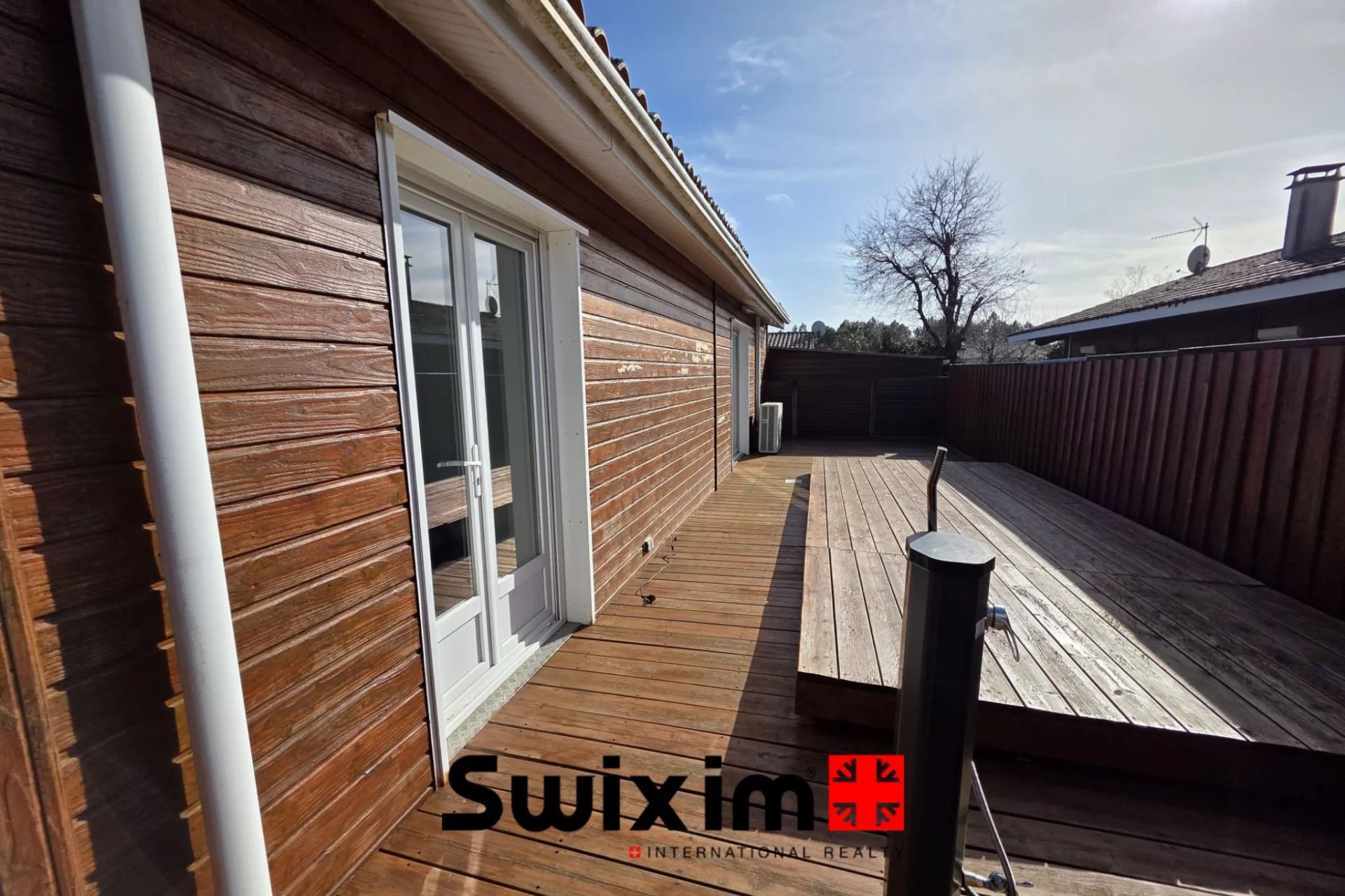 house 4 Rooms for sale on Carcans (33121)