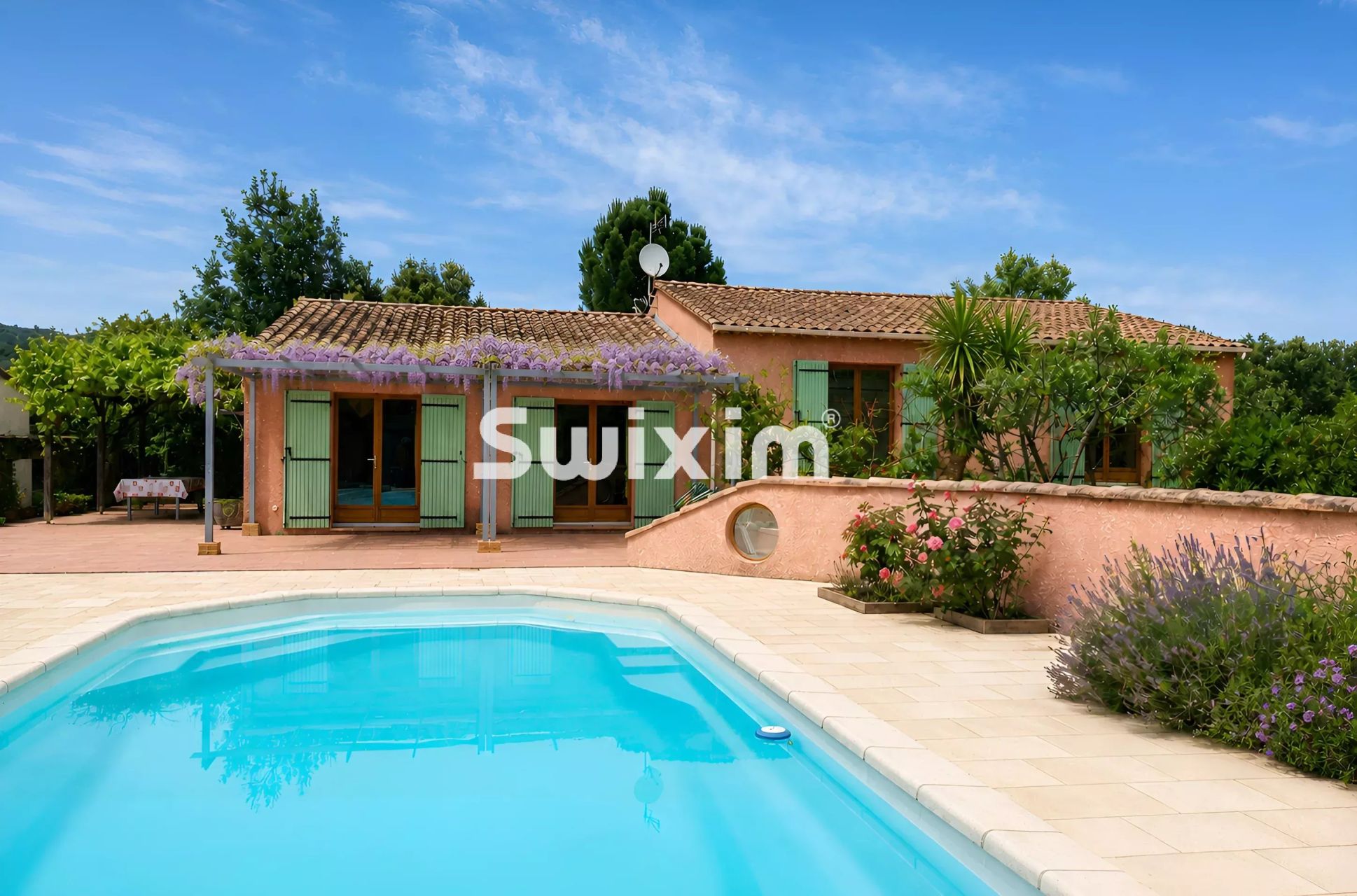casa 6 Camere in vendita su Mornas (84550)