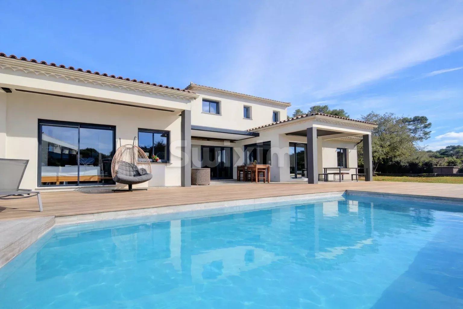 villa 7 Camere in vendita su Nîmes (30000)