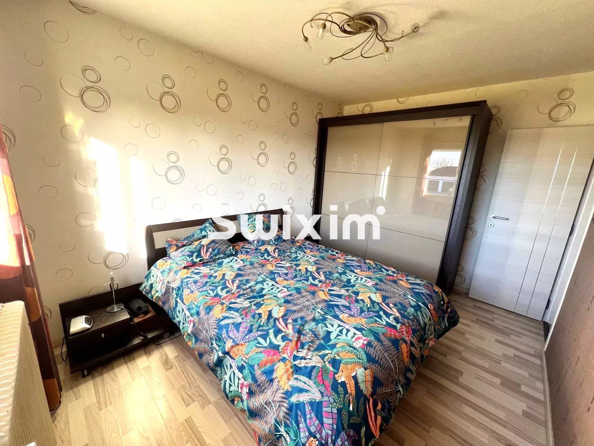 house 6 Rooms for sale on Domblans (39210)