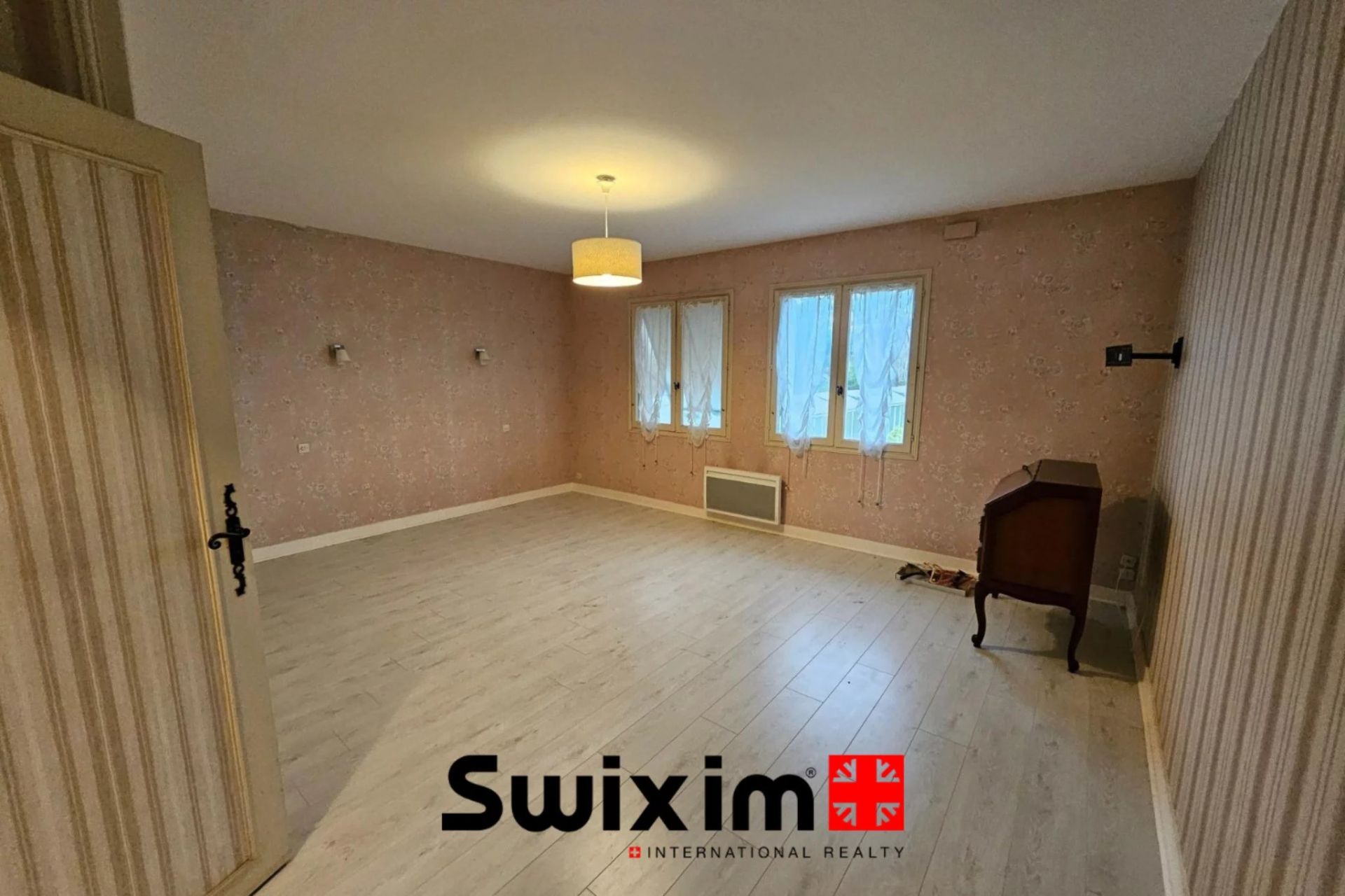 maison 8 Pièces en vente sur Saint-Seurin-de-Cadourne (33180)