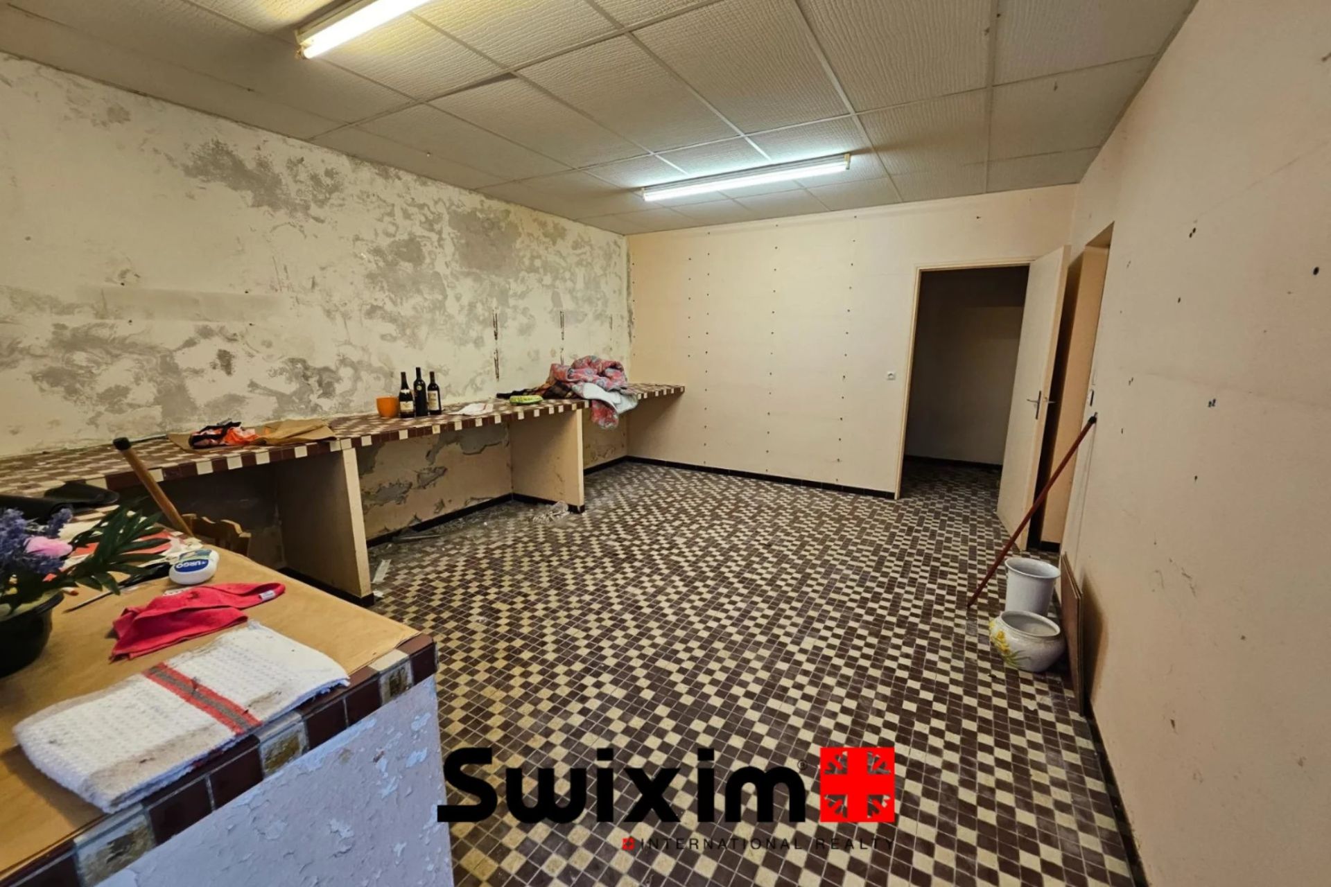 house 8 Rooms for sale on Saint-Seurin-de-Cadourne (33180)