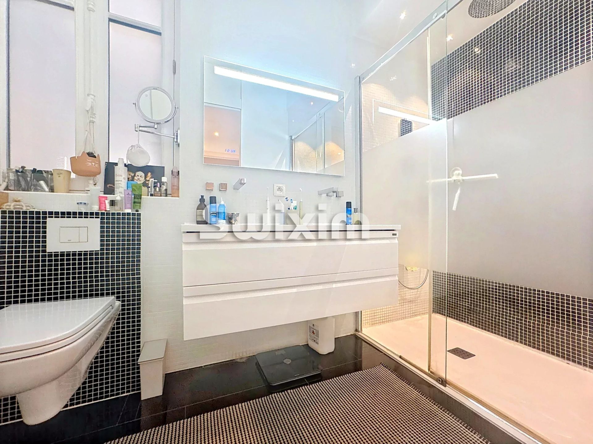 apartment 6 Rooms for sale on Évian-les-Bains (74500)