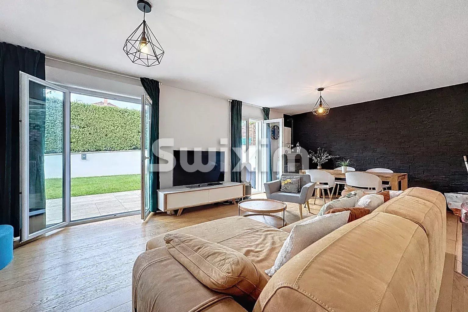 haus 5 Zimmer zum verkauf auf Prévessin-Moëns (01280)