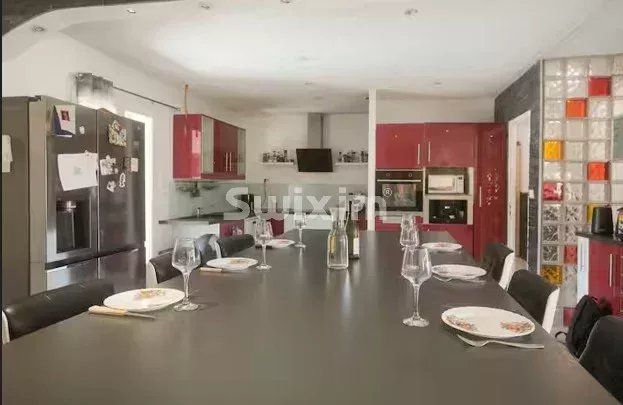 villa 6 Pièces en vente sur Saint-Gilles (30800)