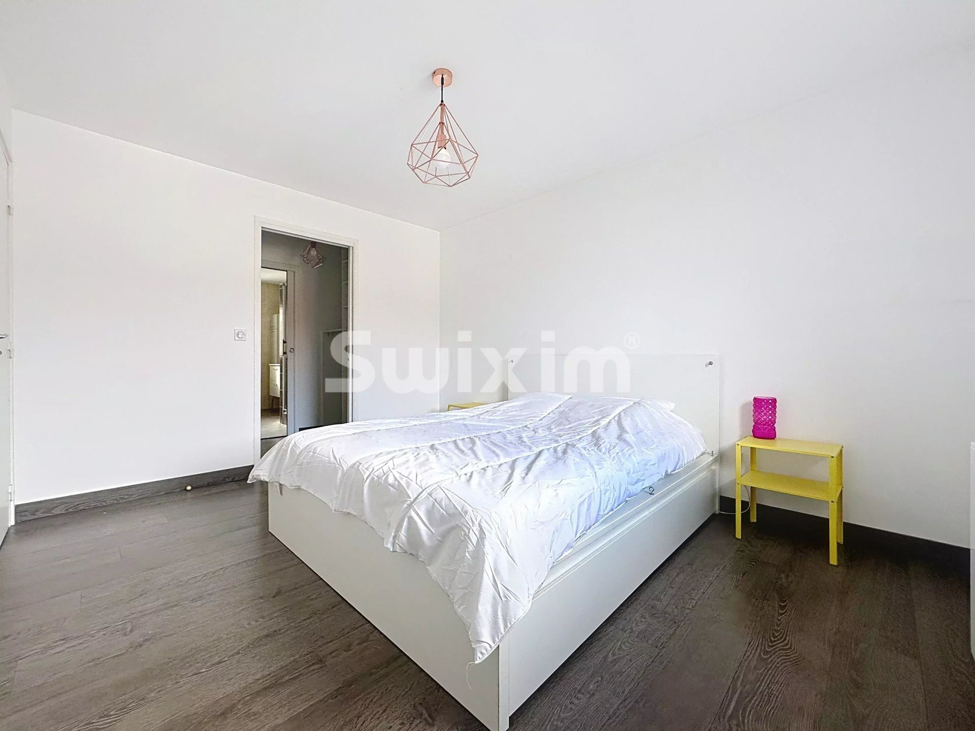 casa 4 Quartos para aluguer sobre Gex (01170)