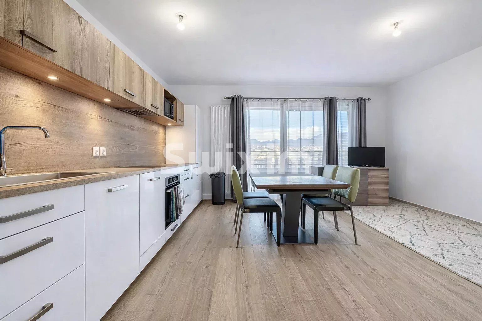 apartment 3 Rooms for sale on Ferney-Voltaire (01210)