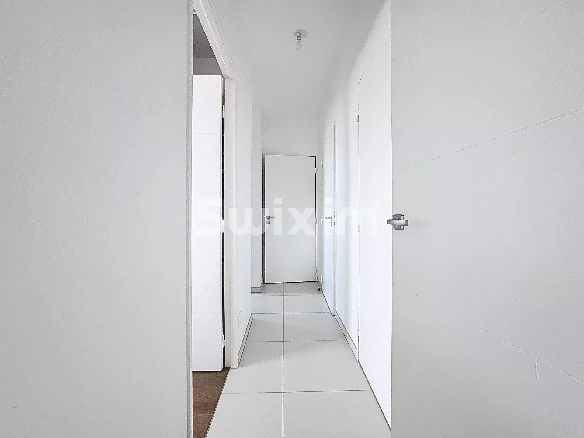 apartment 3 Rooms for sale on Ferney-Voltaire (01210)