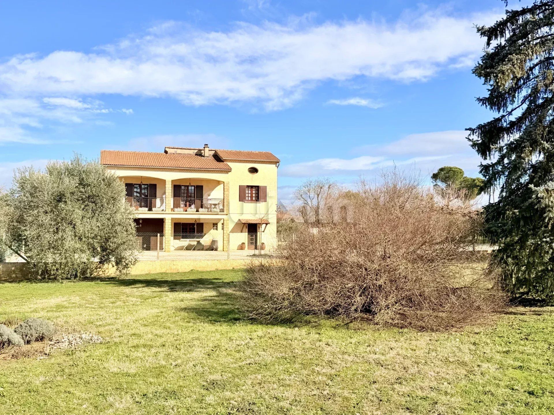 villa 8 Camere in vendita su Uzès (30700)