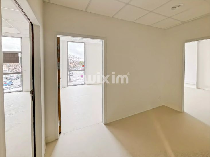 Venda Locais de atividade Pierrelatte 3&nbsp;Quartos 60&nbsp;m²