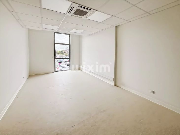 Venda Locais de atividade Pierrelatte 3&nbsp;Quartos 60&nbsp;m²