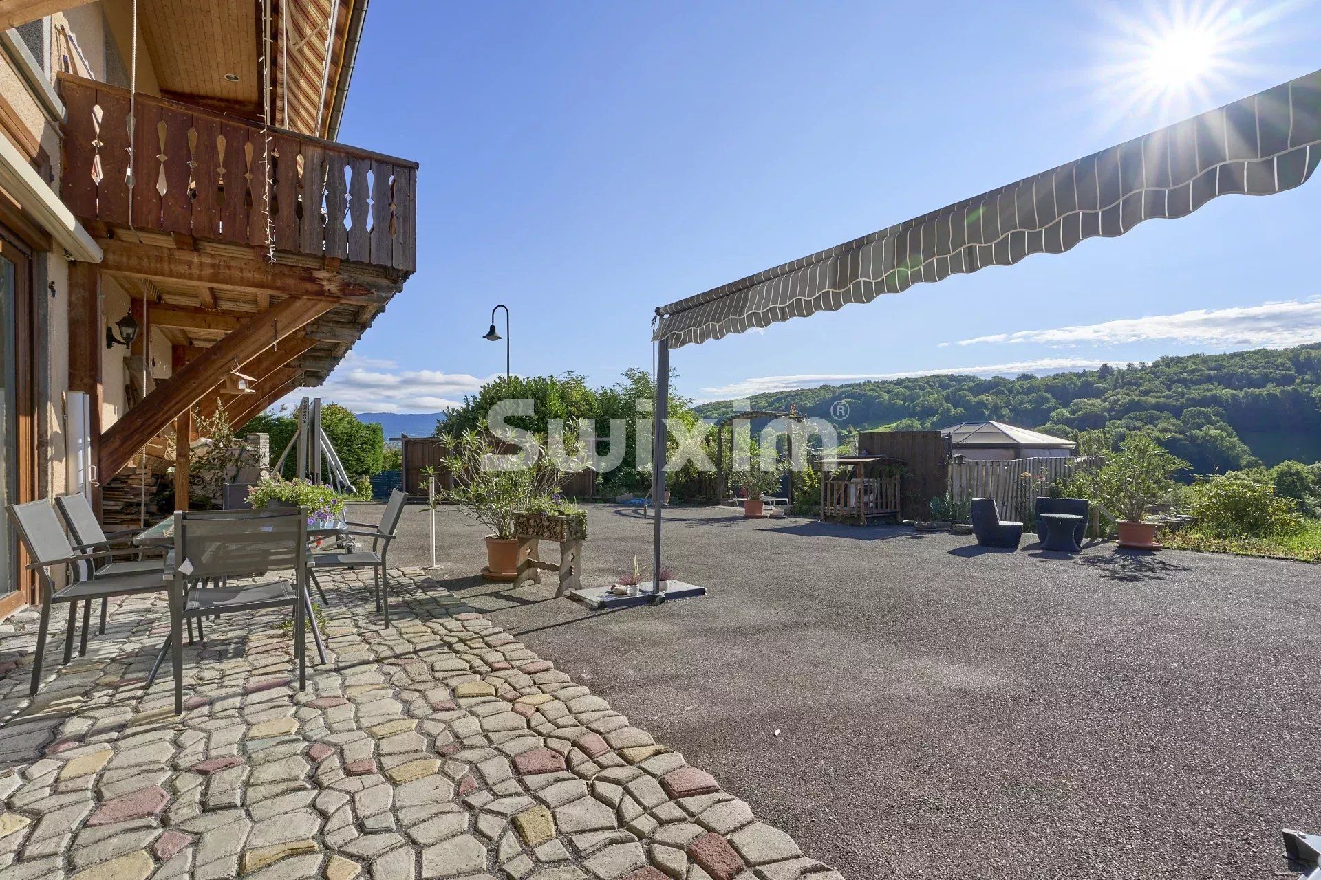 house 11 Rooms for sale on La Muraz (74560)