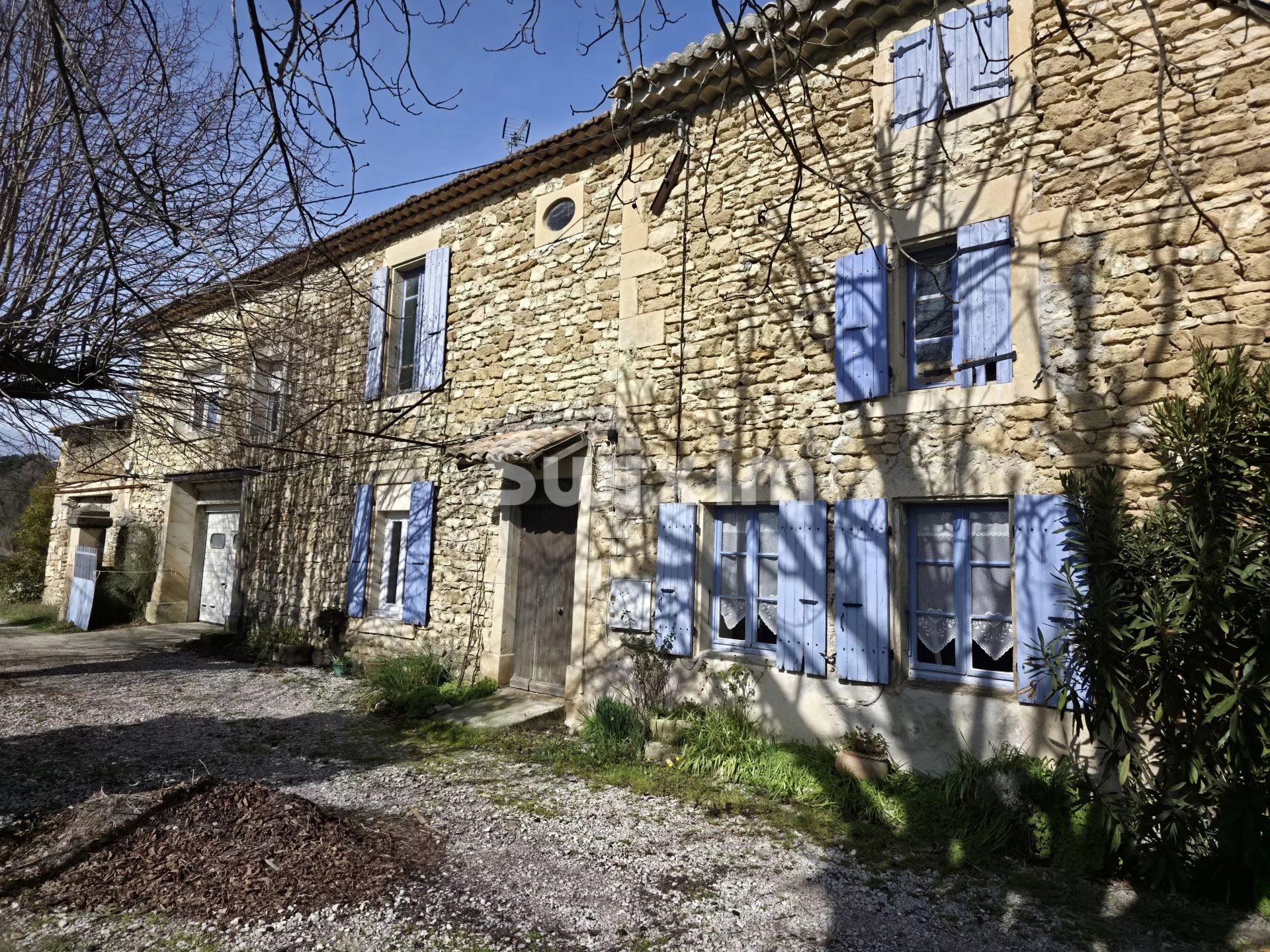 casa 11 Quartos para venda sobre Grignan (26230)