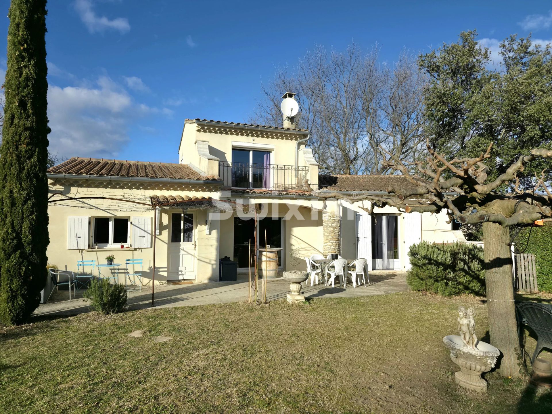 casa 8 Quartos para venda sobre Valréas (84600)