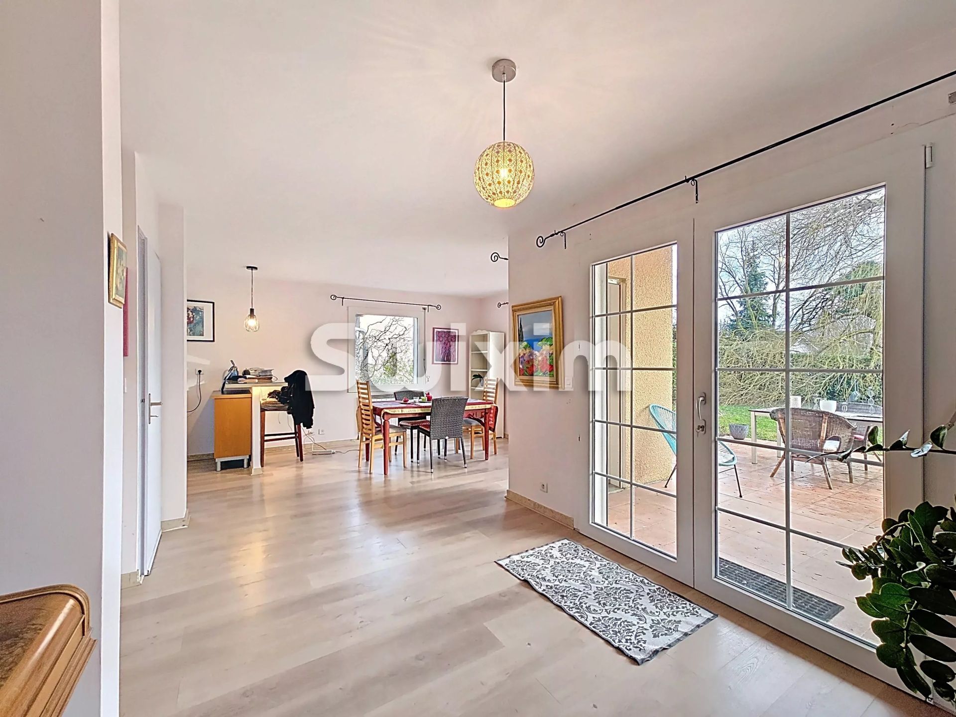 casa 5 Salas en venta en Sauverny (01220)