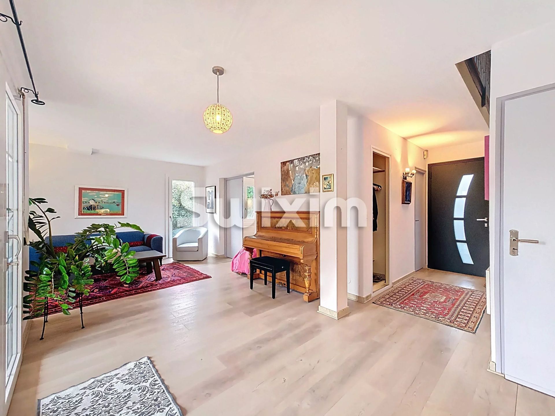 casa 5 Salas en venta en Sauverny (01220)