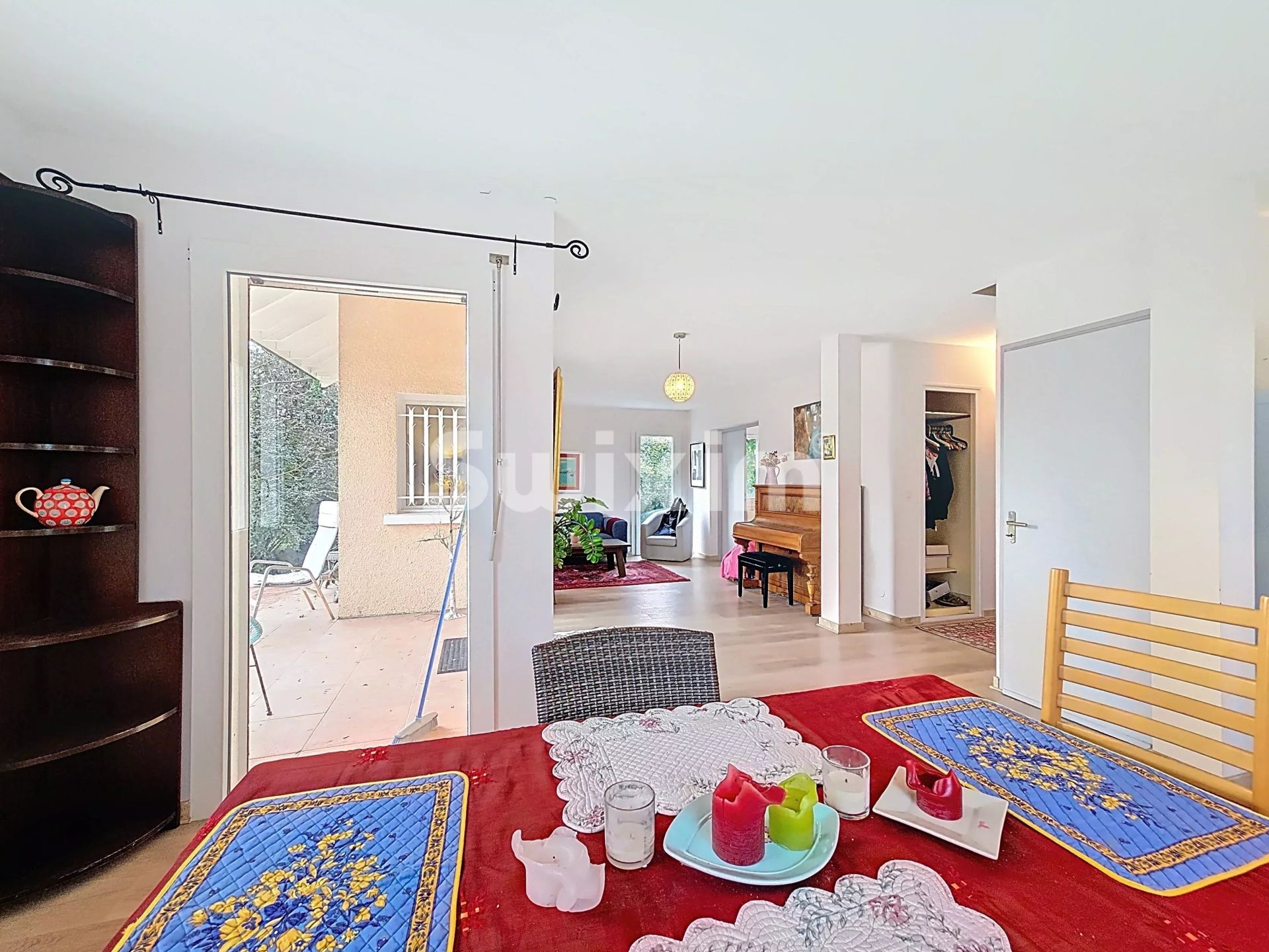 haus 5 Zimmer zum verkauf auf Sauverny (01220)