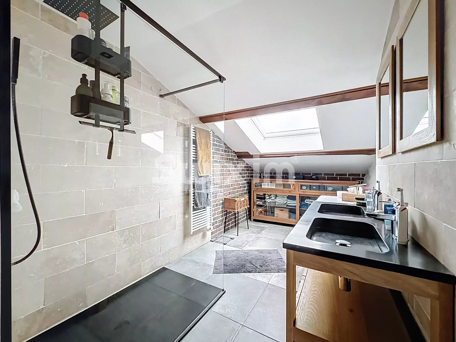 casa 3 Camere in vendita su Sergy (01630)