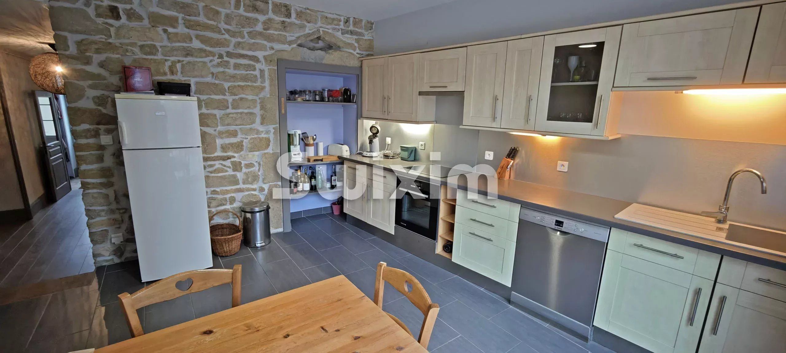 casa 5 Quartos para venda sobre Dole (39100)