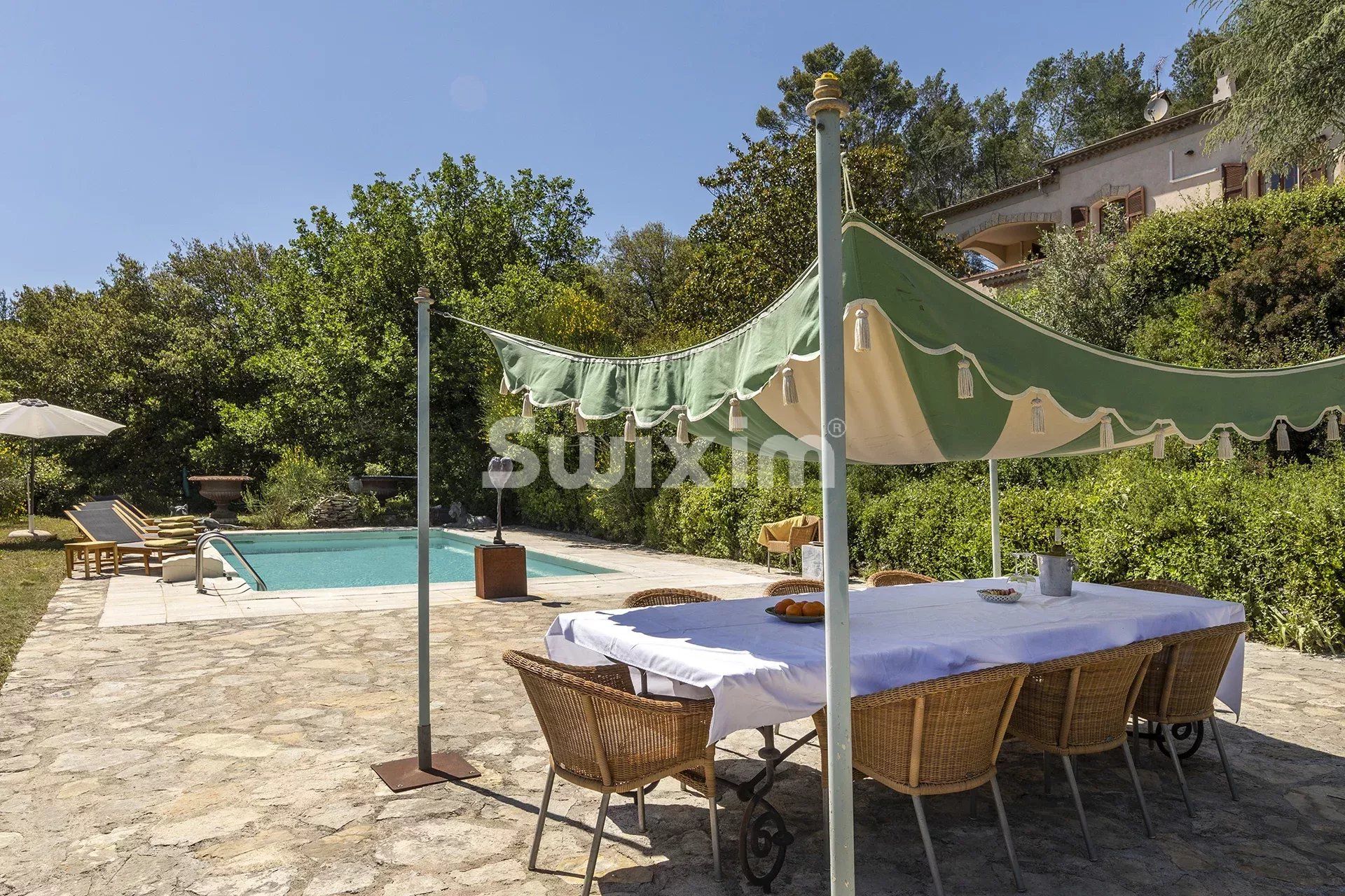 bastide 8 Rooms for sale on Callas (83830)