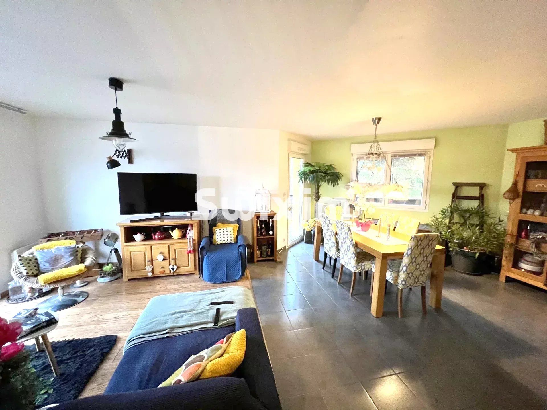 casa 5 Quartos para venda sobre Moirans-en-Montagne (39260)