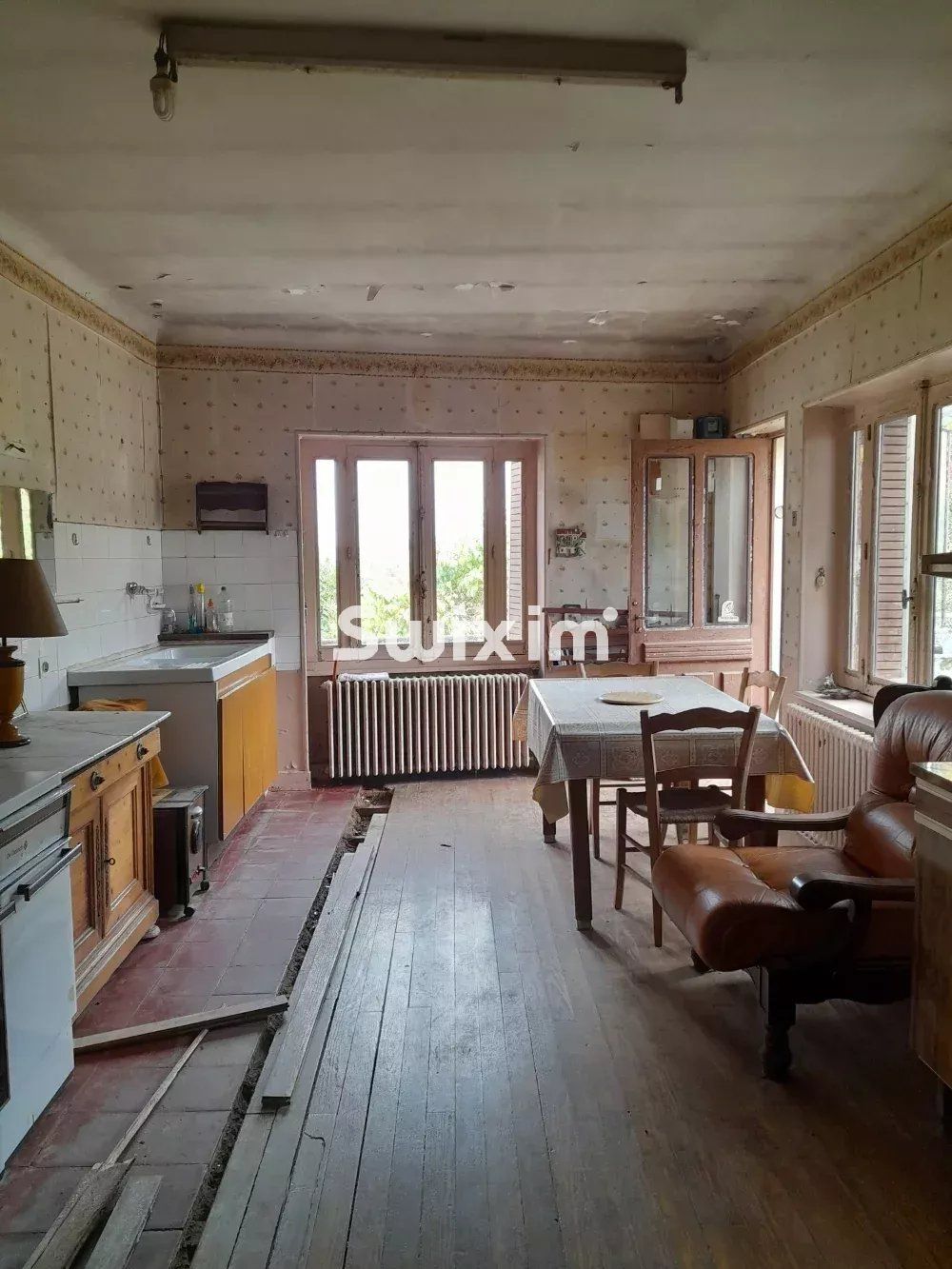 house 7 Rooms for sale on Mantry (39230)