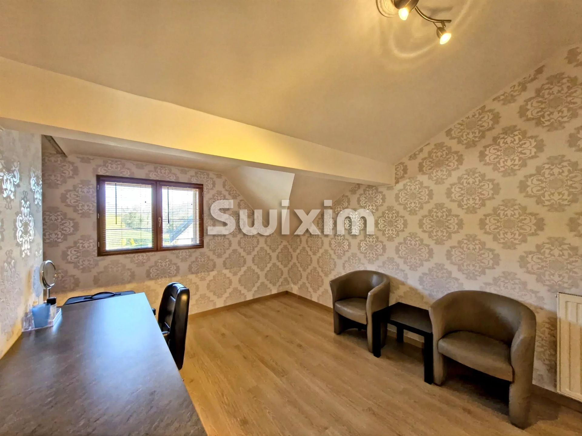 apartment 7 Rooms for sale on Vimines (73160)