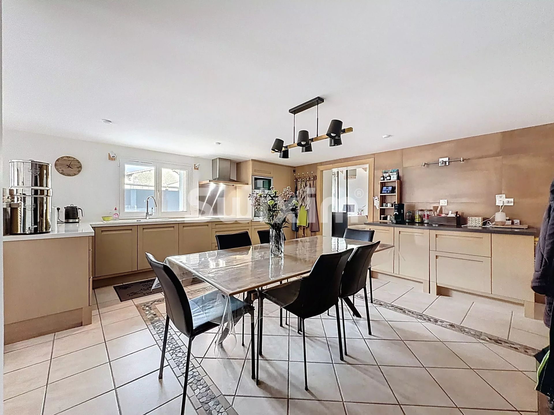 haus 6 Zimmer zum verkauf auf Saint-Jean-de-Gonville (01630)