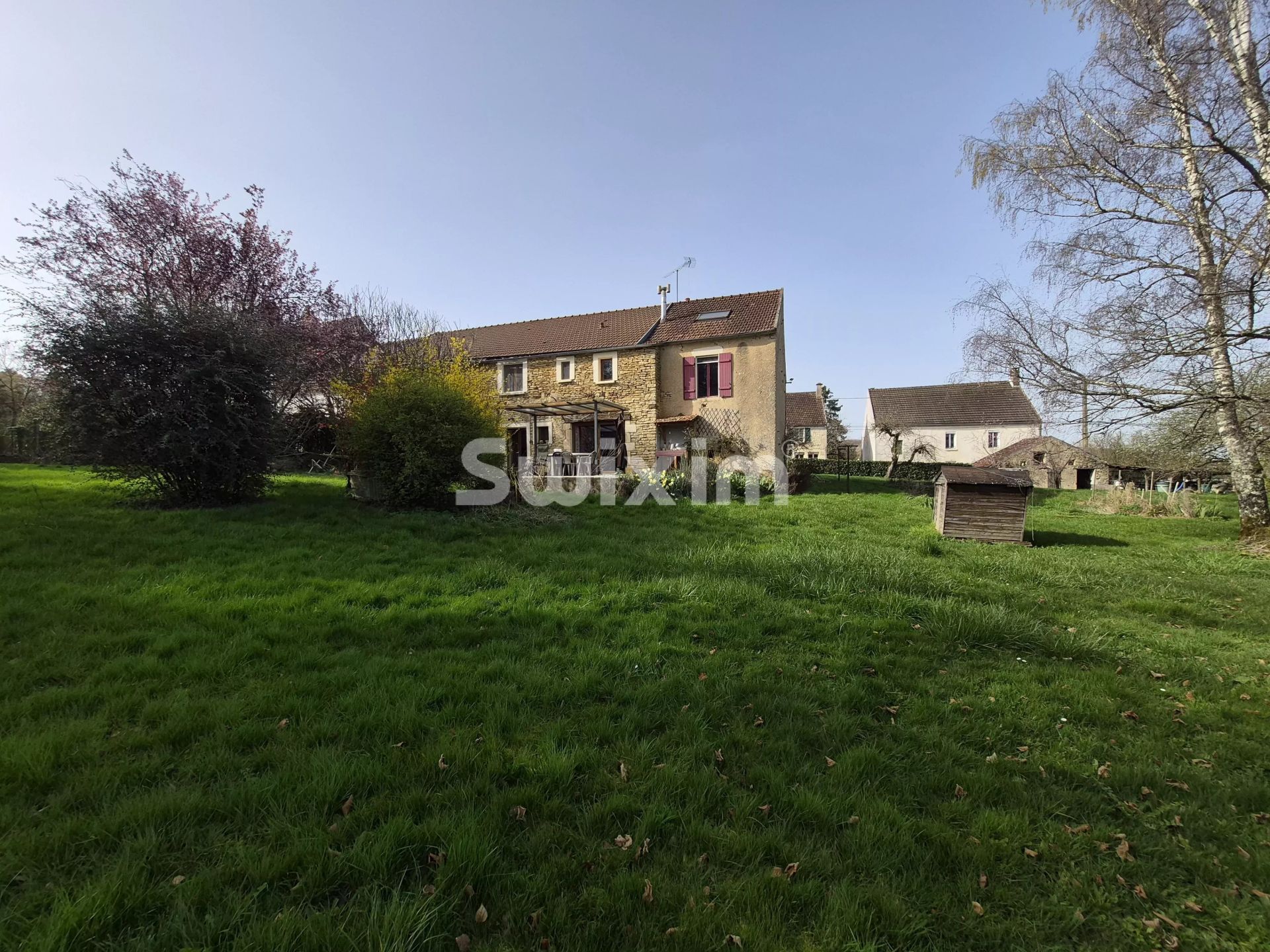 maison en vente sur Montillot (89660)