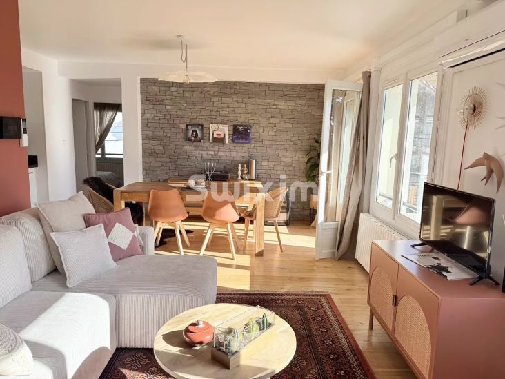 Venda Apartamento Montélimar 3&nbsp;Quartos 71&nbsp;m²