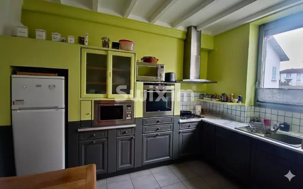 propriedade 12 Quartos para venda sobre Ambérieu-en-Bugey (01500)
