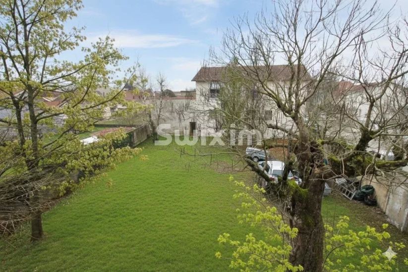 Vente Propriété Ambérieu-en-Bugey 12&nbsp;Pièces 157&nbsp;m²