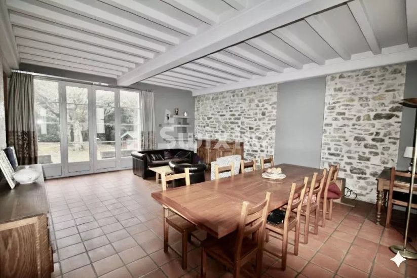 Venda Propriedade Ambérieu-en-Bugey 12&nbsp;Quartos 157&nbsp;m²