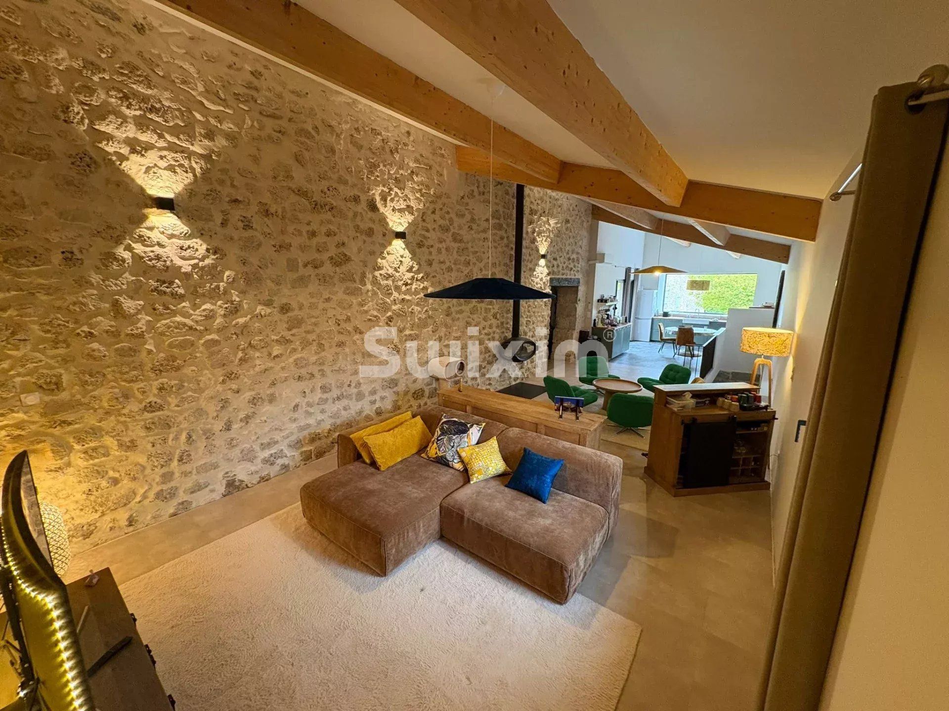 casa 5 Quartos para venda sobre Grignan (26230)