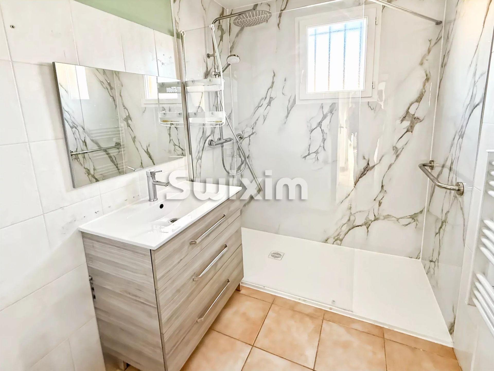 house 4 Rooms for sale on Pierrelatte (26700)