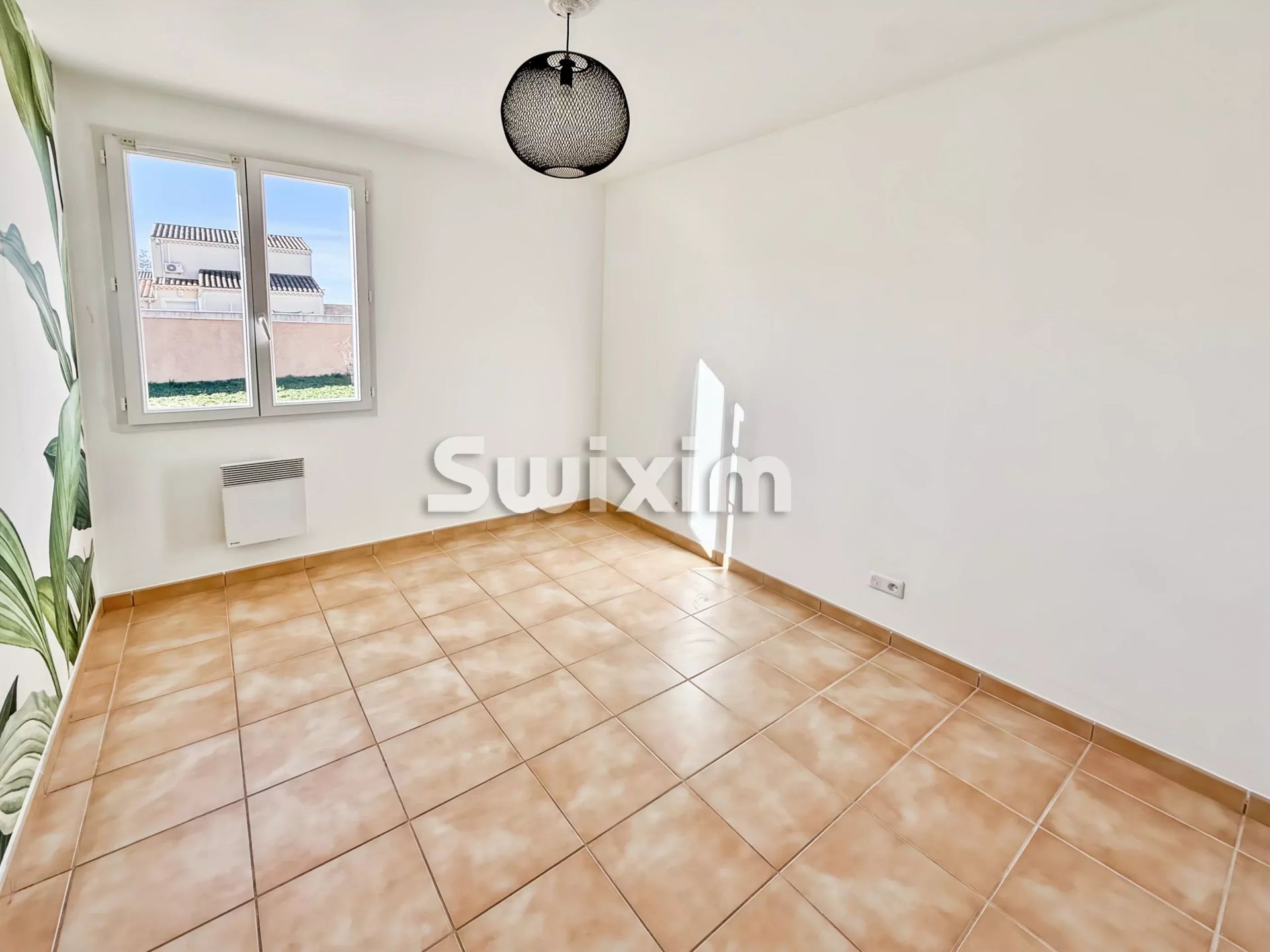 house 4 Rooms for sale on Pierrelatte (26700)