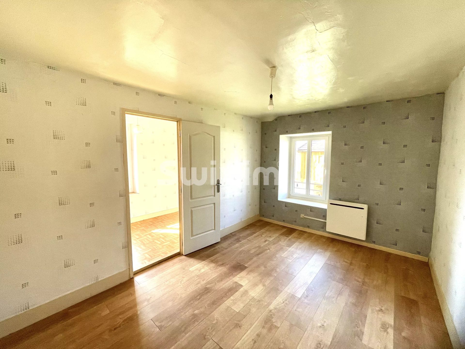 apartment 4 Rooms for rent on Chaux-des-Crotenay (39150)