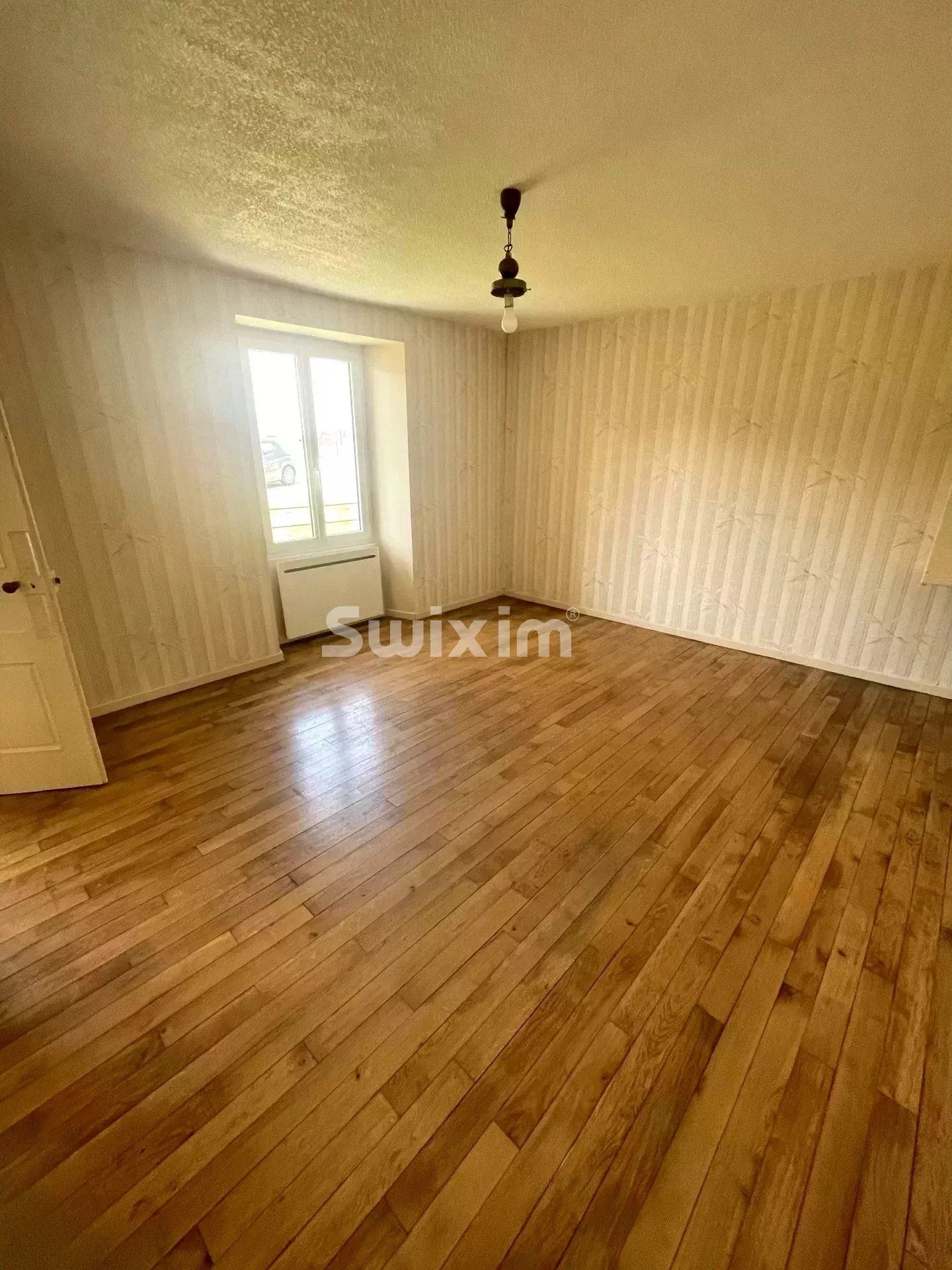 apartment 4 Rooms for rent on Chaux-des-Crotenay (39150)