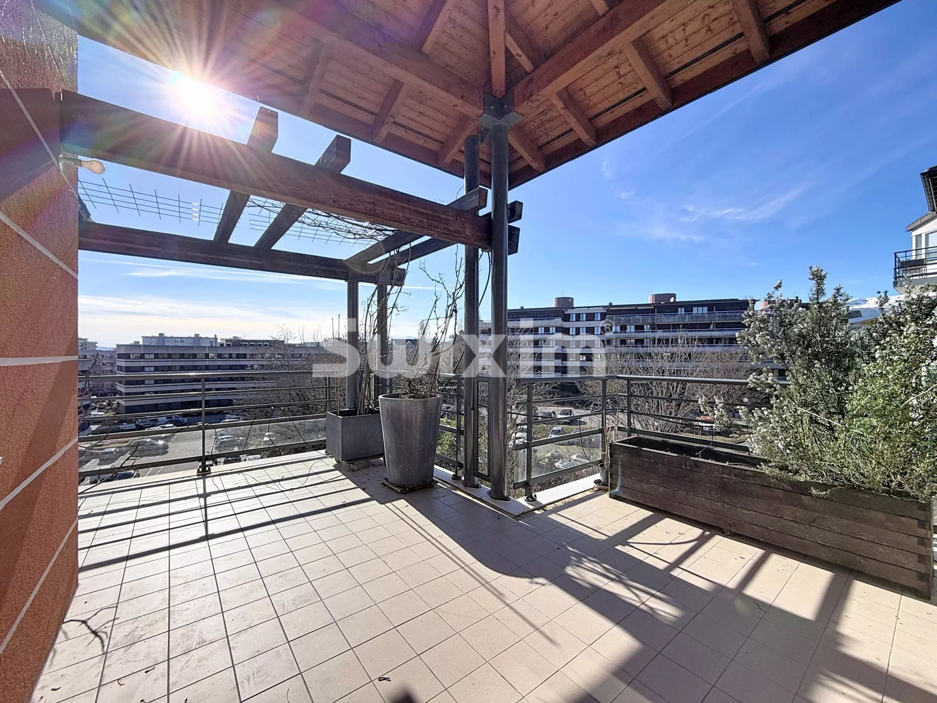 appartement 6 Pièces en vente sur Ferney-Voltaire (01210)