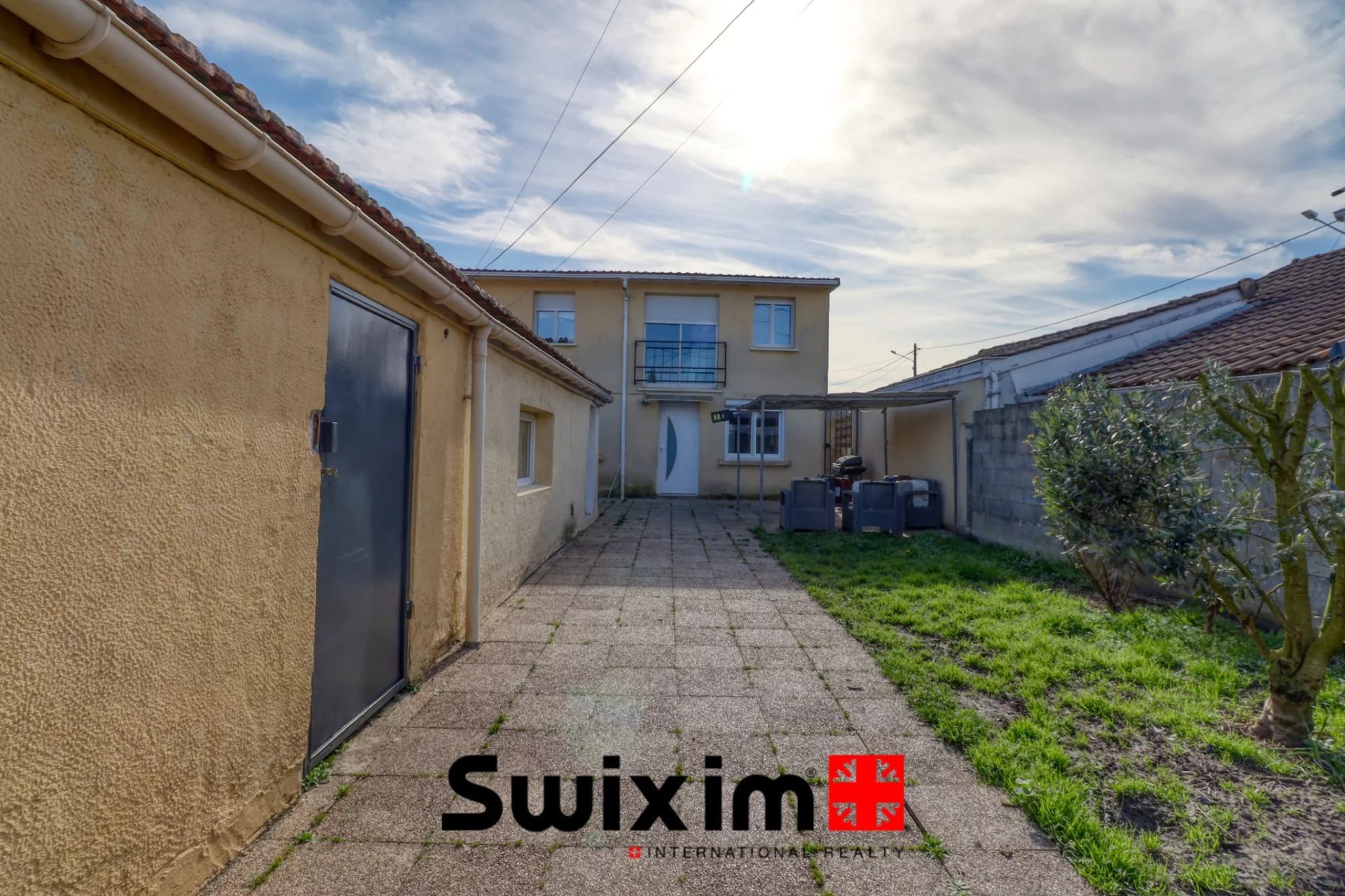 casa 8 Camere in vendita su Cenon (33150)