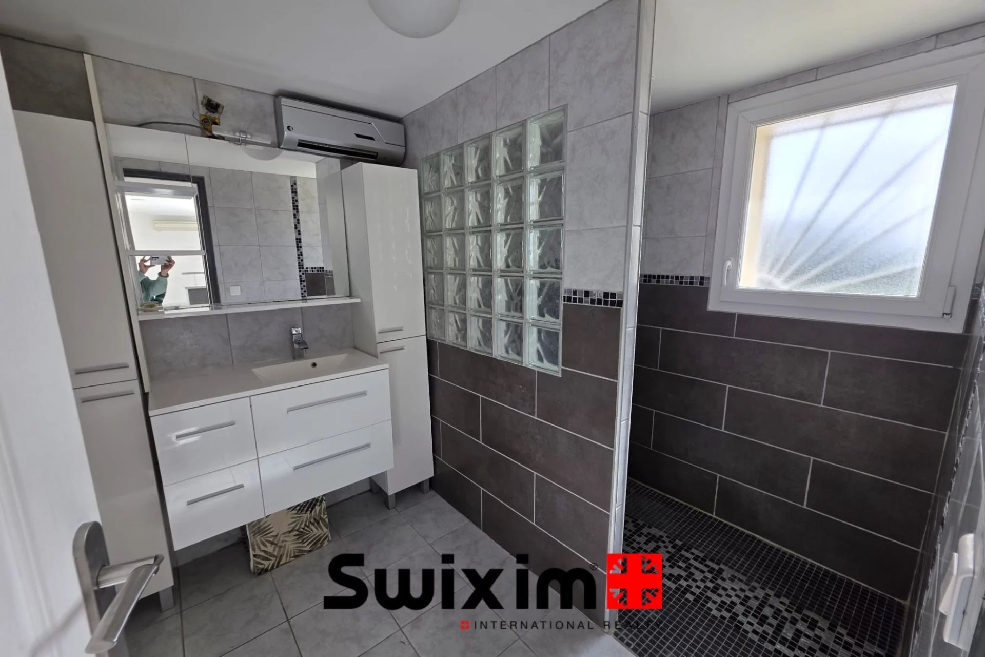 house 5 Rooms for sale on Saint-Seurin-de-Cadourne (33180)