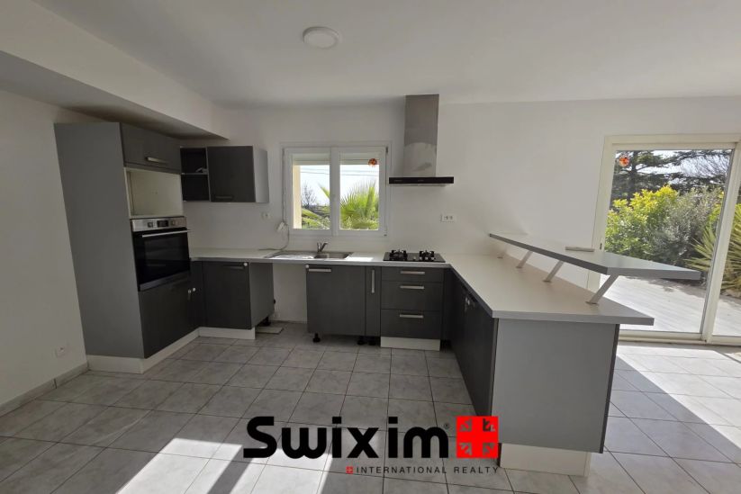 Venta Casa Saint-Seurin-de-Cadourne 5&nbsp;Salas 111.63&nbsp;m²