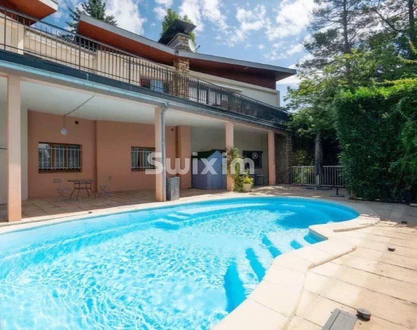 casa 11 Quartos para venda sobre Saint-Dié-des-Vosges (88100)