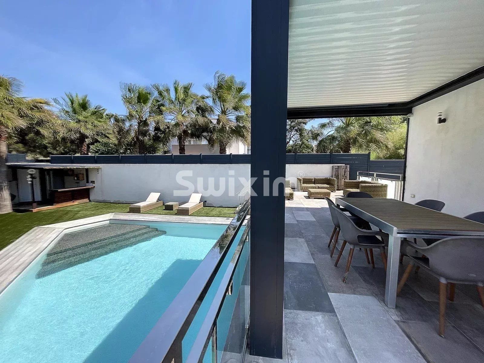 villa 5 Rooms for sale on Le Cap-d'Agde (34300)