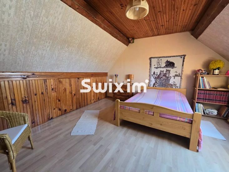 Sale House Lons-le-Saunier 9&nbsp;Rooms 193&nbsp;m²