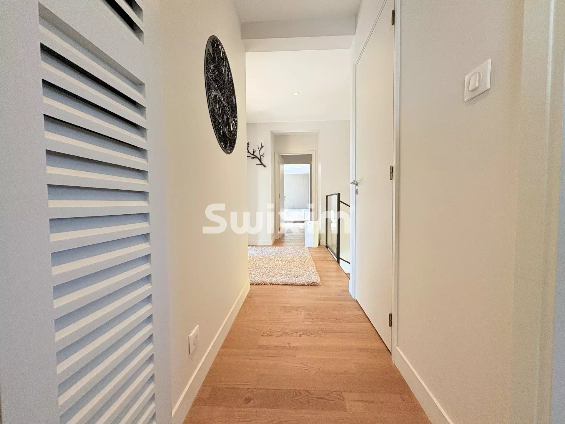 house 6 Rooms for sale on Saint-Raphaël (83700)