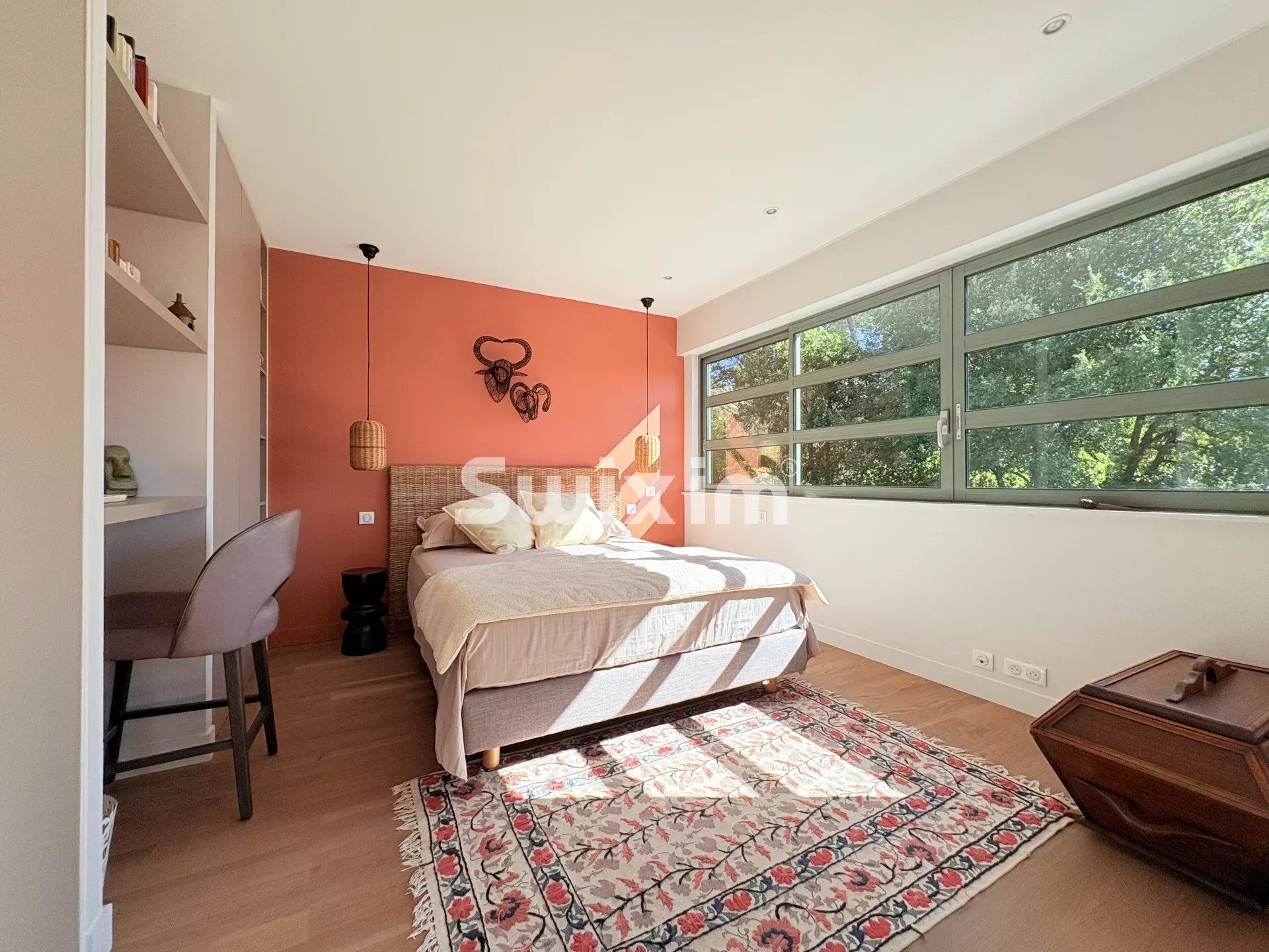 house 6 Rooms for sale on Saint-Raphaël (83700)
